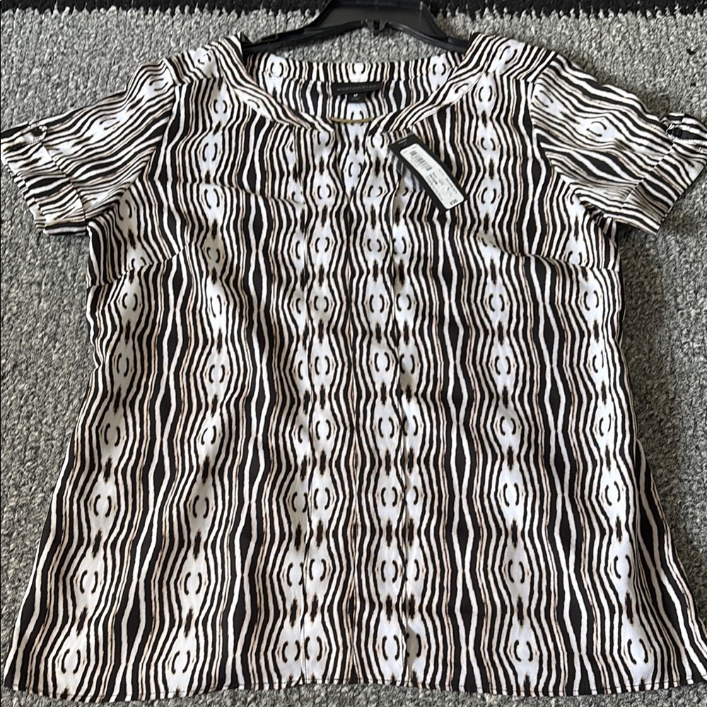 Worthington Neutral Graphic Black, White & Tan Blouse
